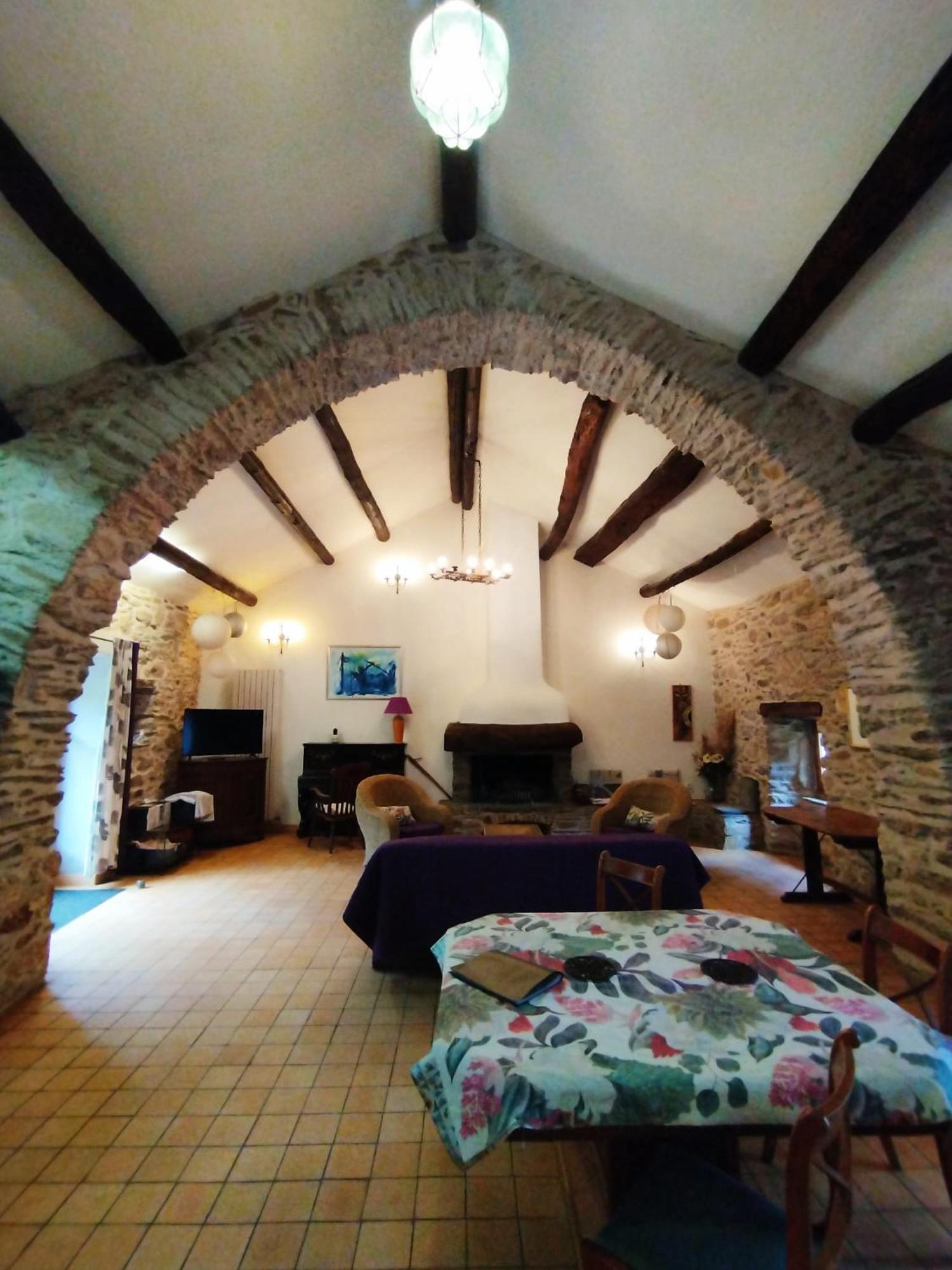 Chateau De Colombieres Sur Orb Екстериор снимка
